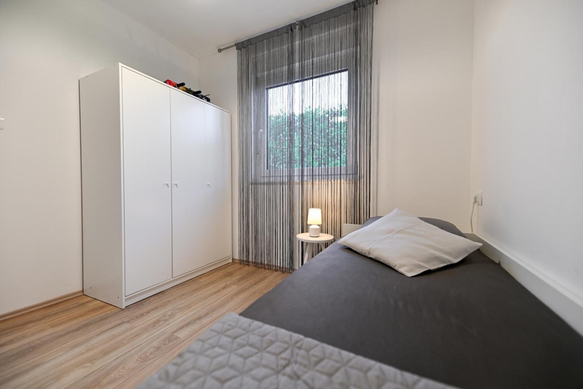 Holiday Home Aprilis With Pool, Jacuzzi And Sauna Galovac  Bagian luar foto