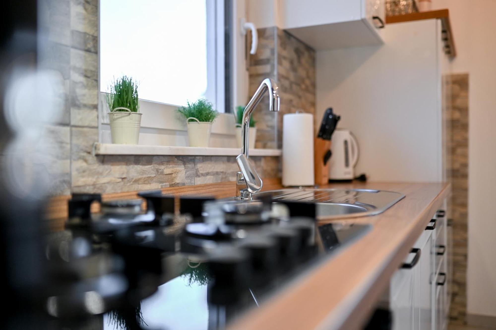 Holiday Home Aprilis With Pool, Jacuzzi And Sauna Galovac  Bagian luar foto