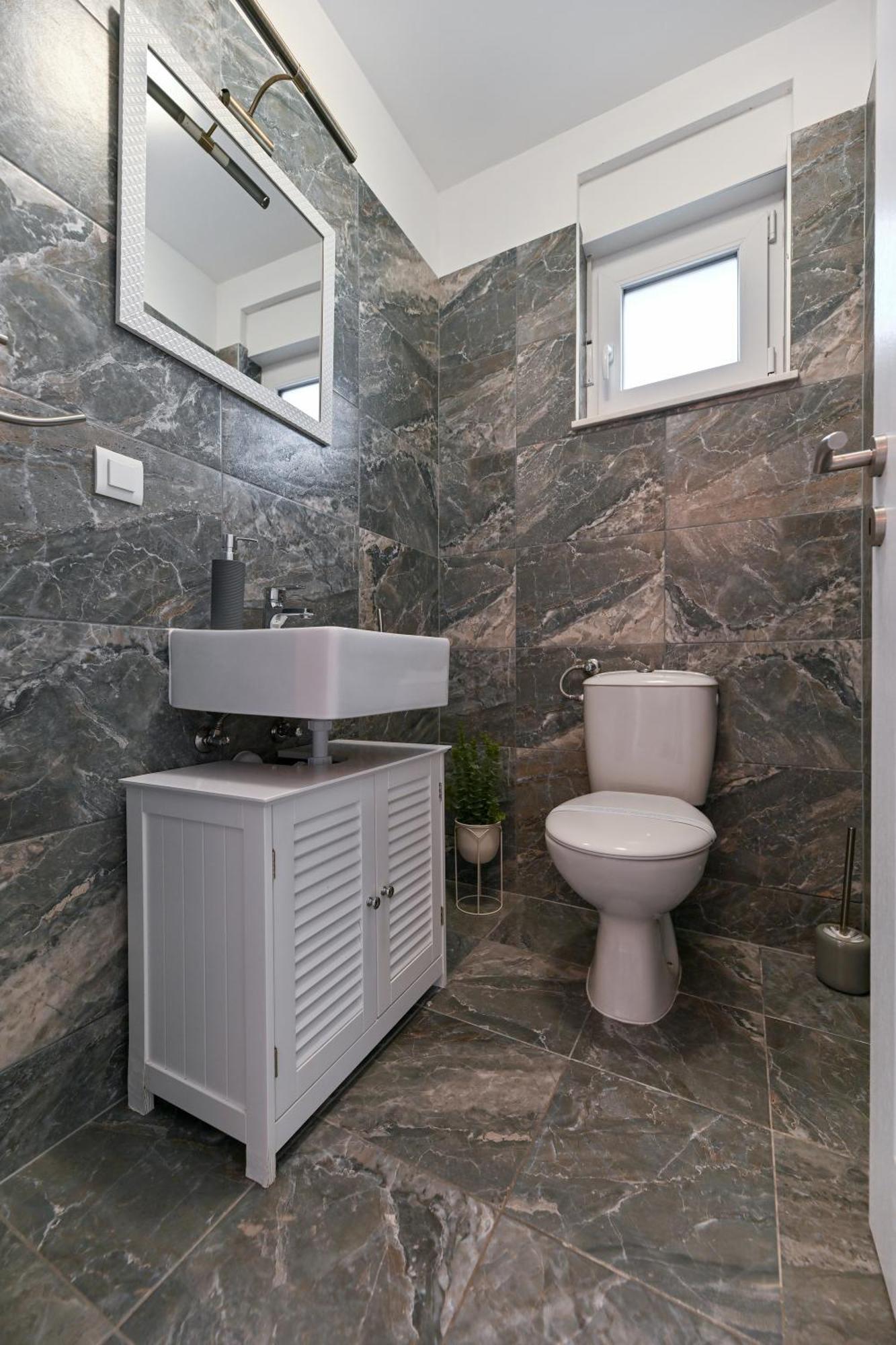 Holiday Home Aprilis With Pool, Jacuzzi And Sauna Galovac  Bagian luar foto